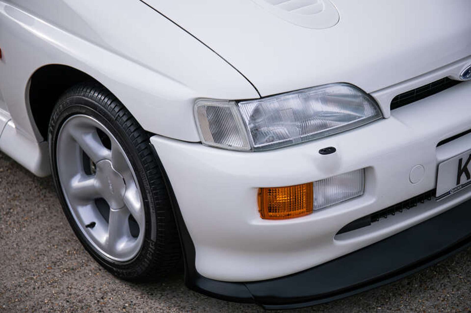 1992-Ford-Escort-RS-Cosworth-Lux-58