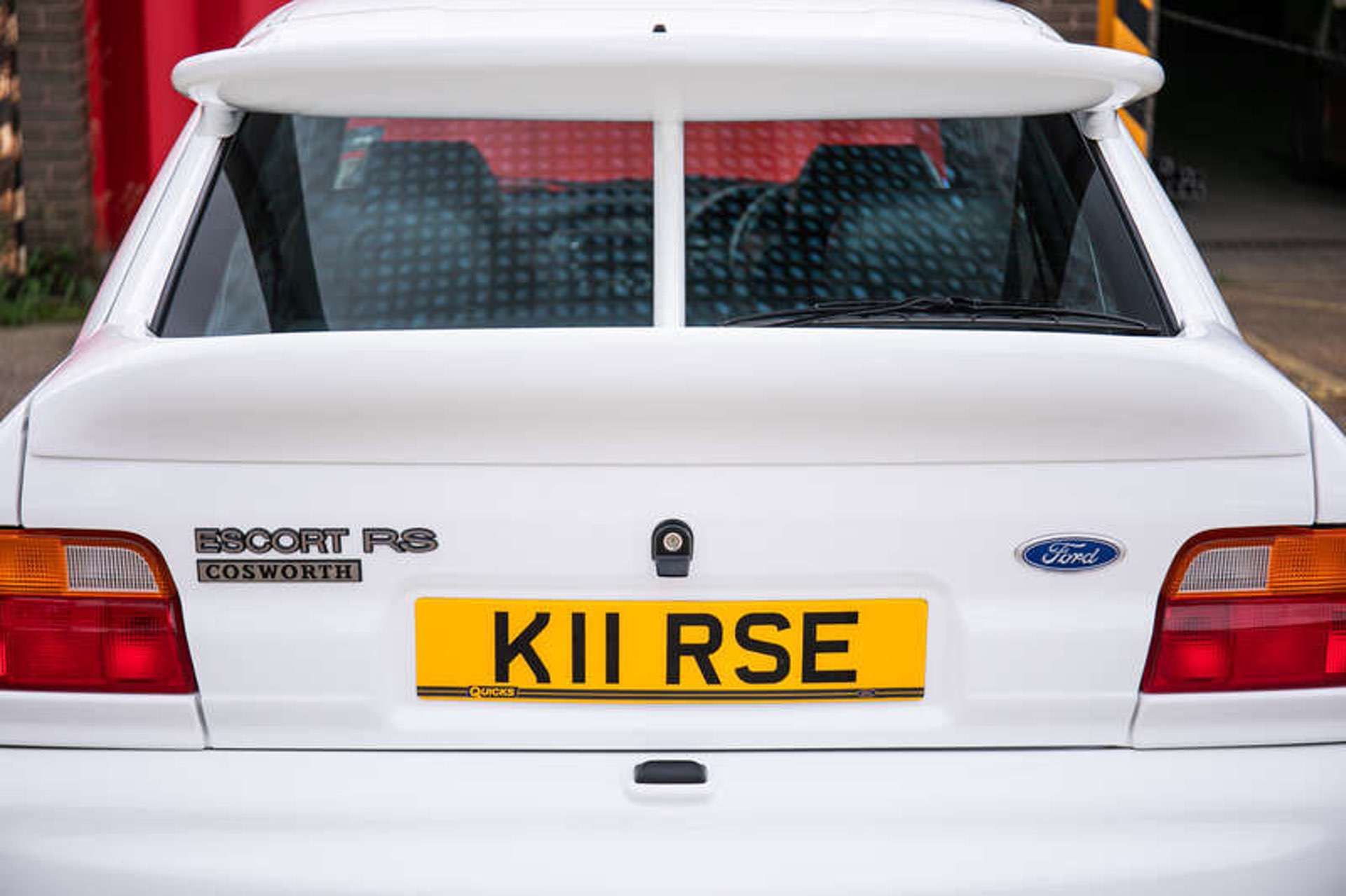 1992-Ford-Escort-RS-Cosworth-Lux-63