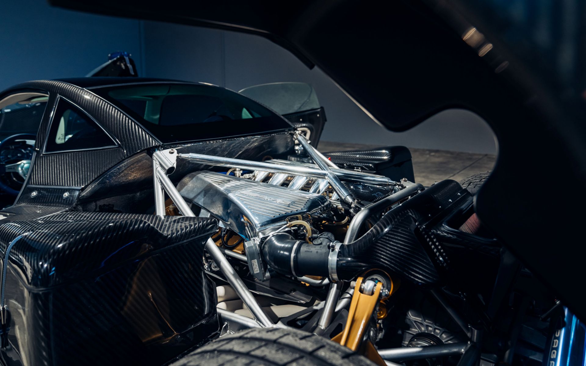 2011-Pagani-Zonda-Tricolore_1310654