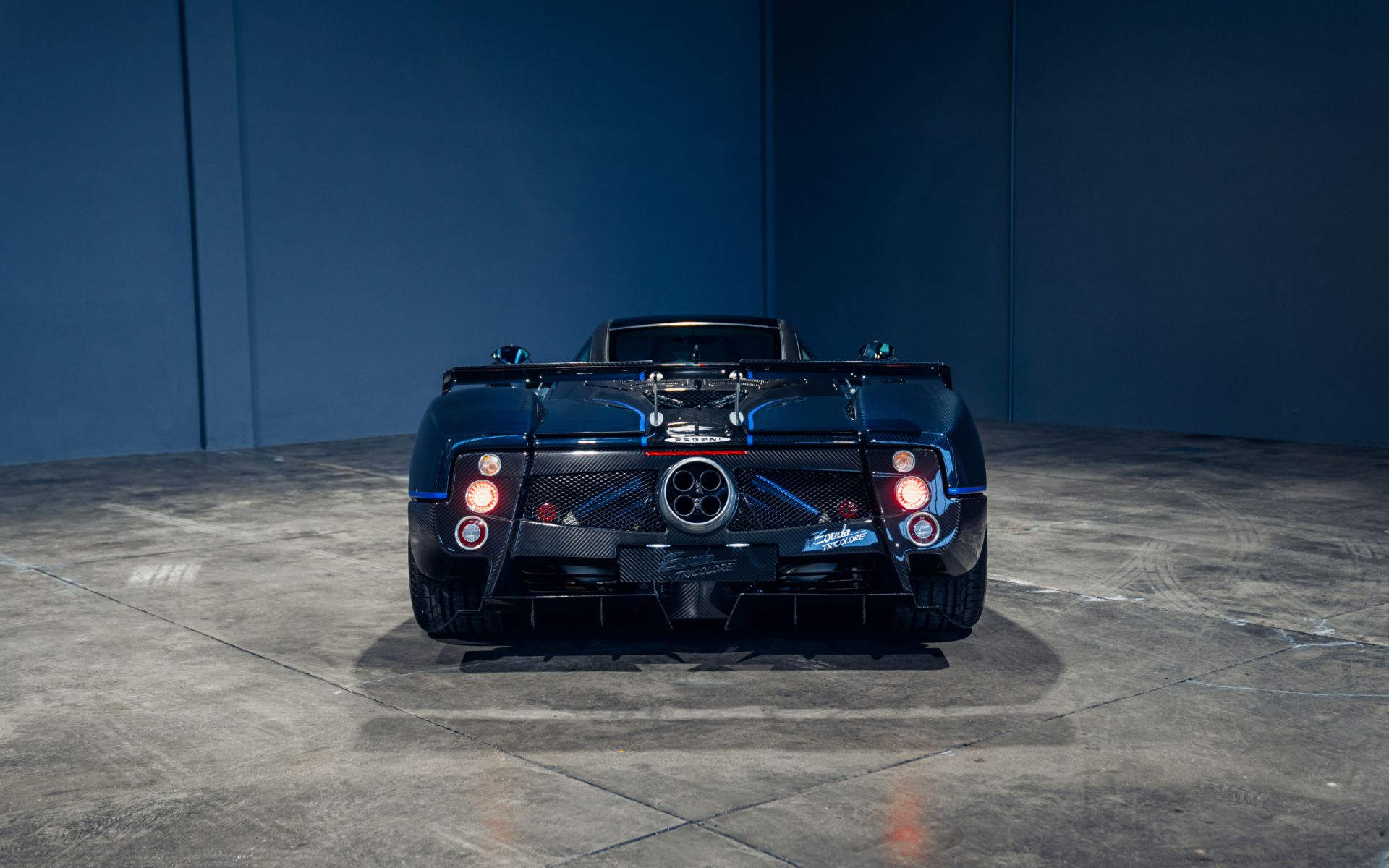 2011-Pagani-Zonda-Tricolore_1310660