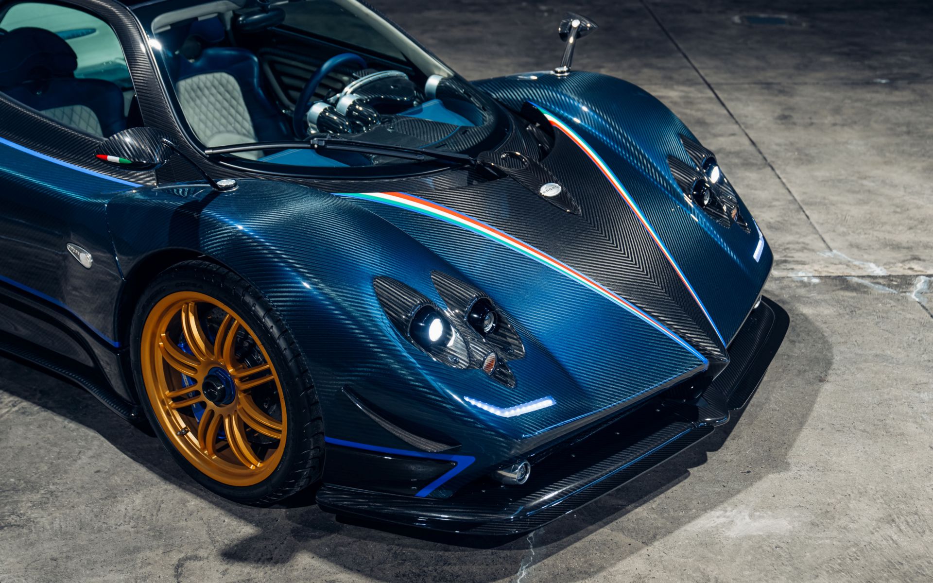 2011-Pagani-Zonda-Tricolore_1310662