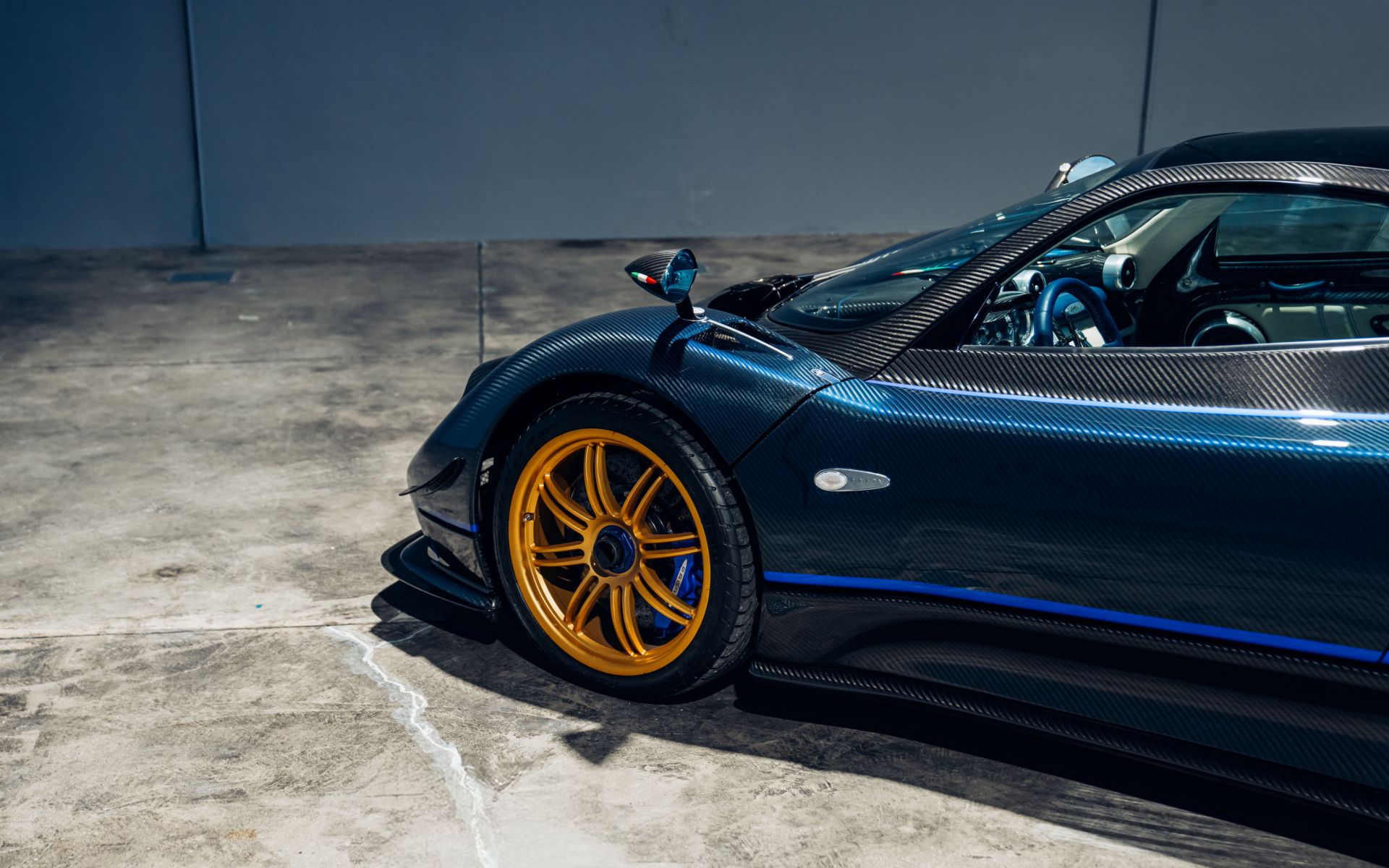 2011-Pagani-Zonda-Tricolore_1310663