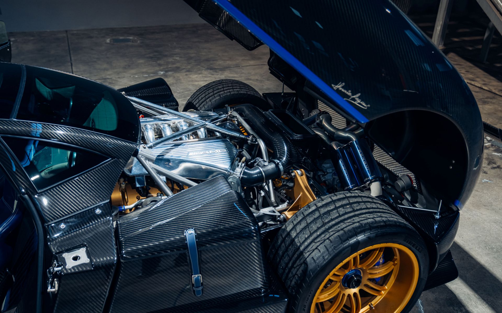 2011-Pagani-Zonda-Tricolore_1310712