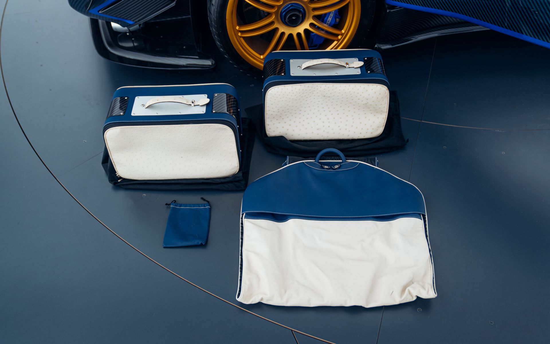 2011-Pagani-Zonda-Tricolore_1310729