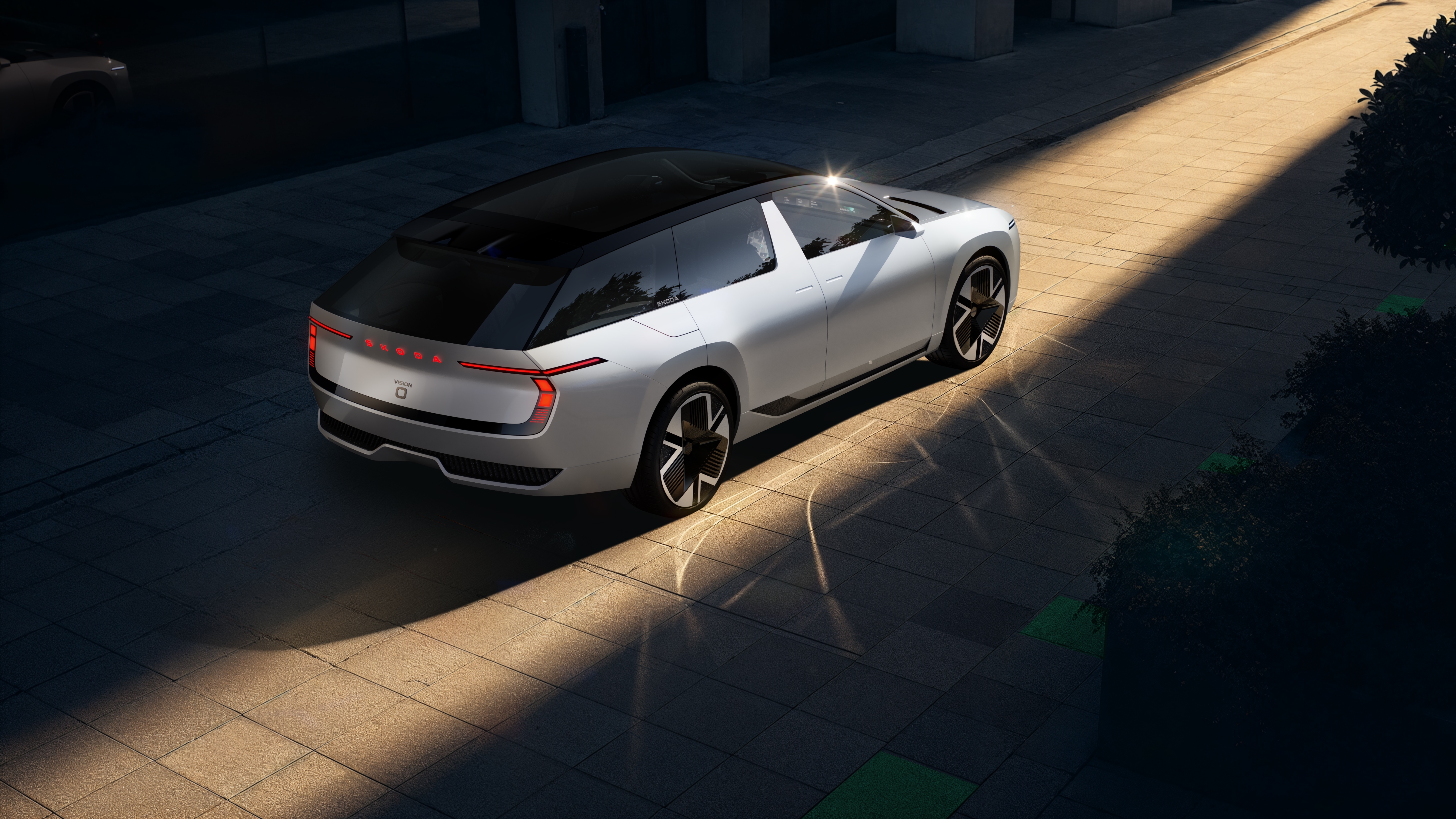 VisionO_ext_driving_city25_UP_QR_16x9_250815.png_V008