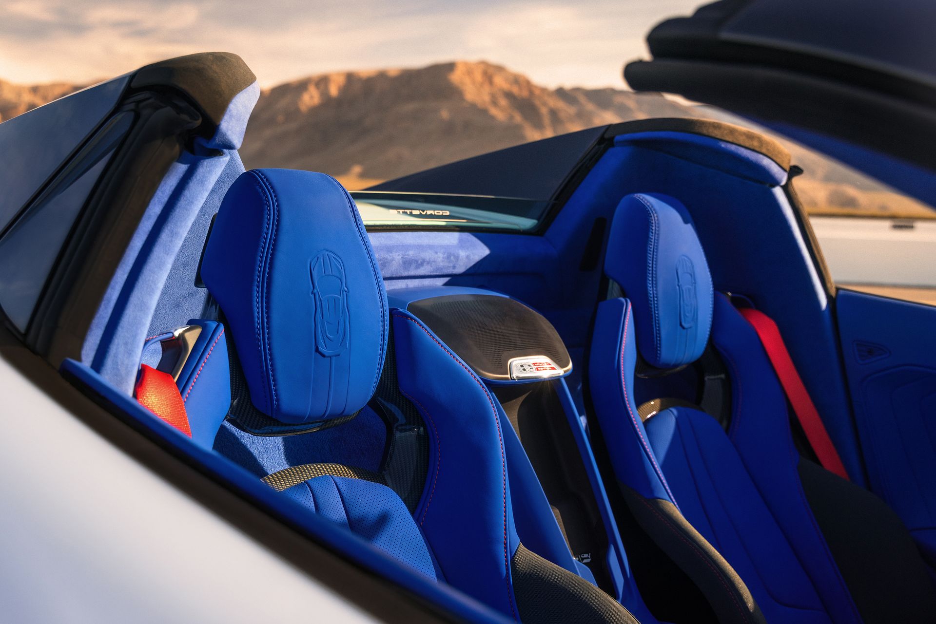 Chevrolet-Corvette-Grand-Sport-and-Grand-Sport-X-14