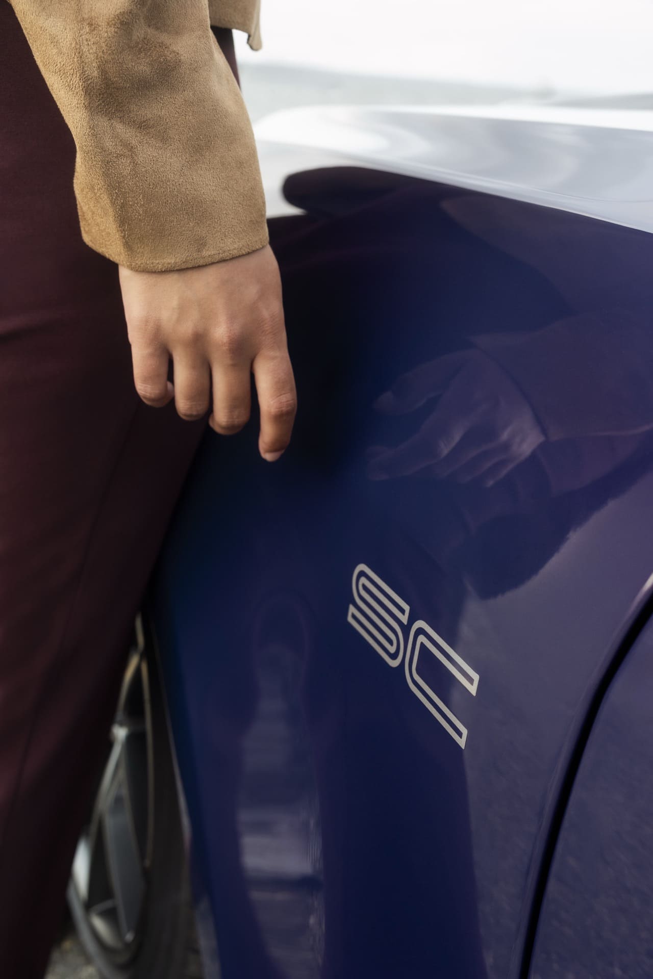 Ford_Mustang_Dark_Horse_SC_Convertible_6_127