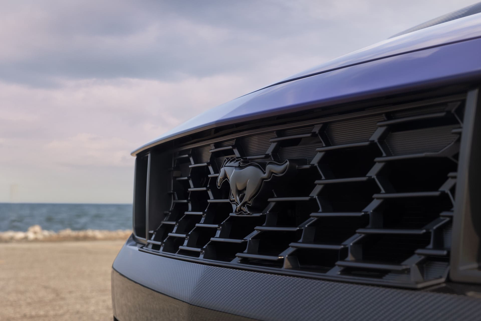 Ford_Mustang_Dark_Horse_SC_Convertible_9_140