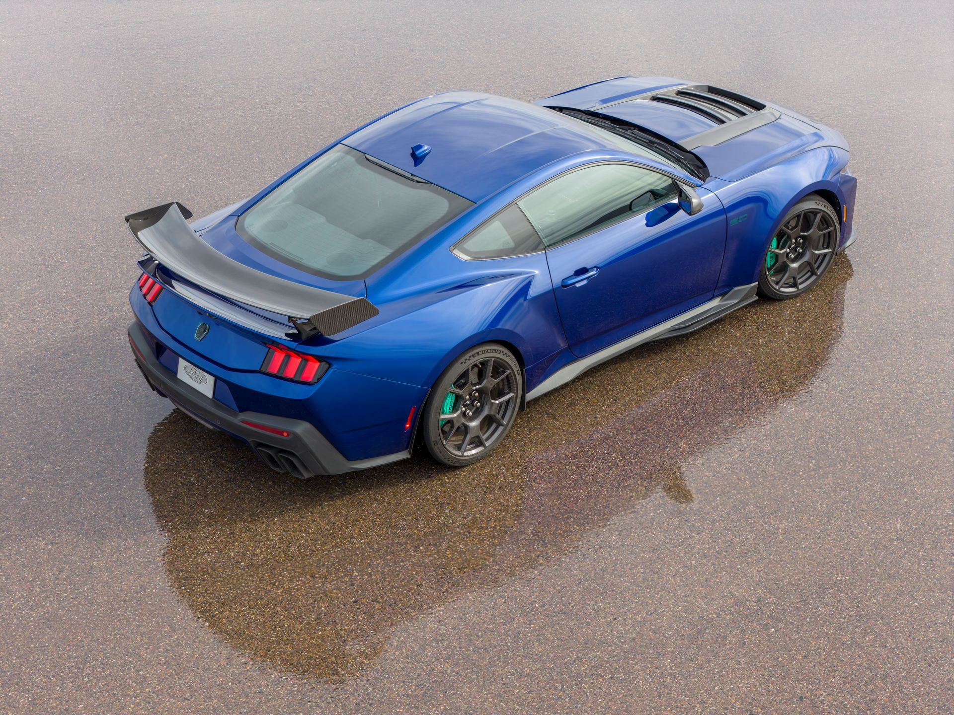 2026_Mustang_Dark_Horse_SC_Track_Pack_11_4783