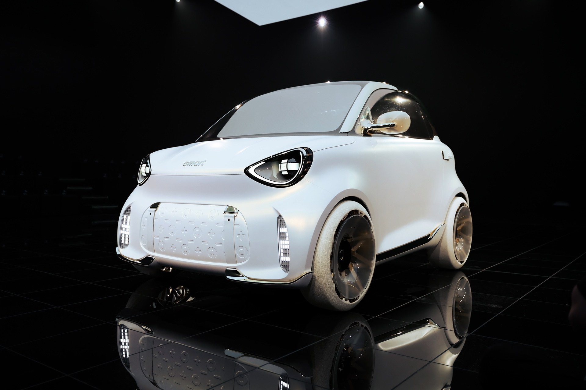 668922-smart_concepthashtag2_brand-event-beijing_product1-7abc9c-original-1776837113