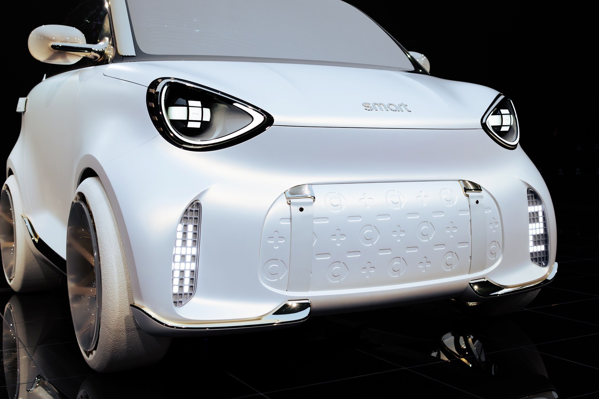 668933-smart_concepthashtag2_brand-event-beijing_product5-d3216a-original-1776837118