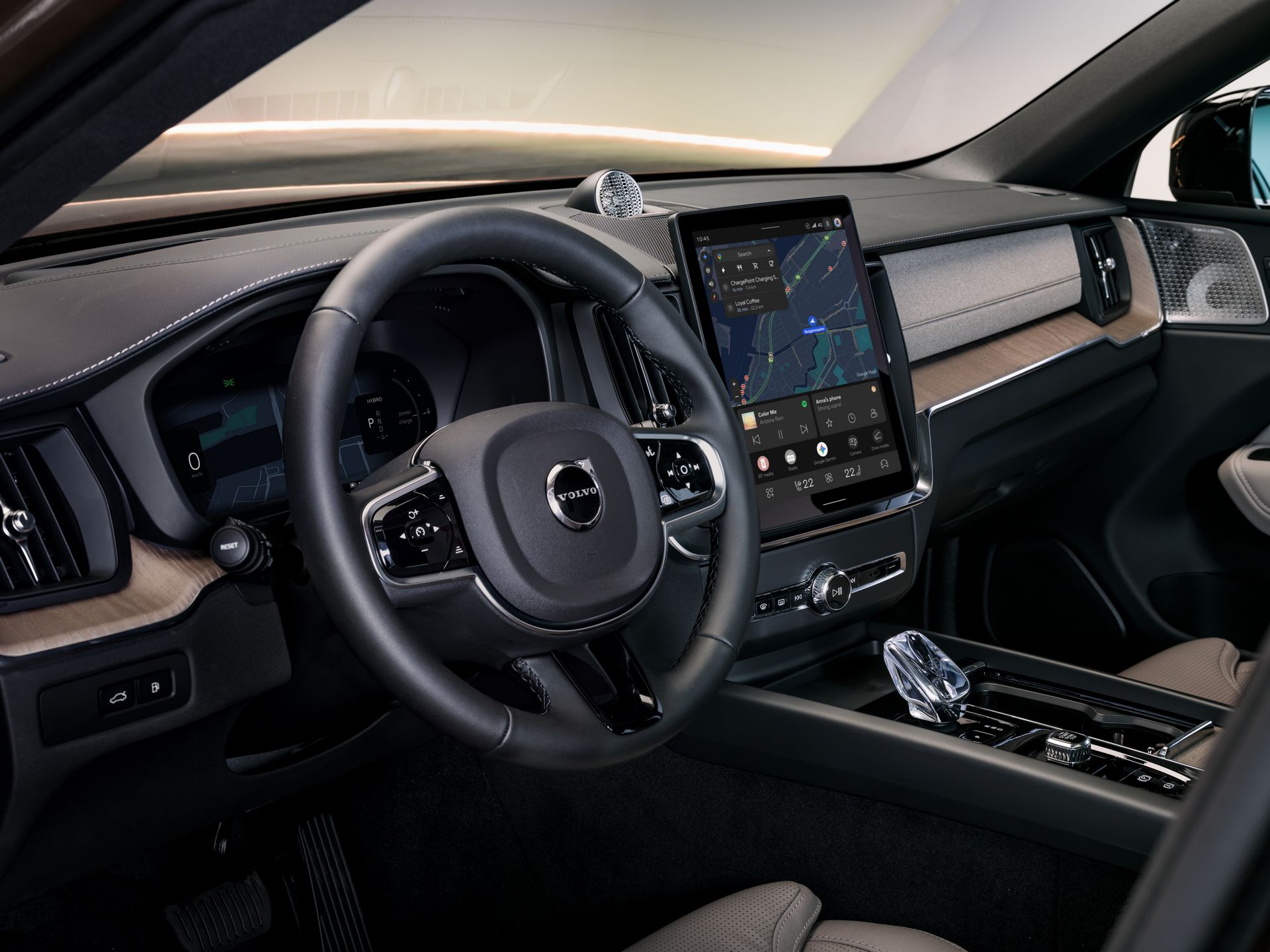The_New_Volvo_XC60_Studio_Steering_Wheel_And_Screen