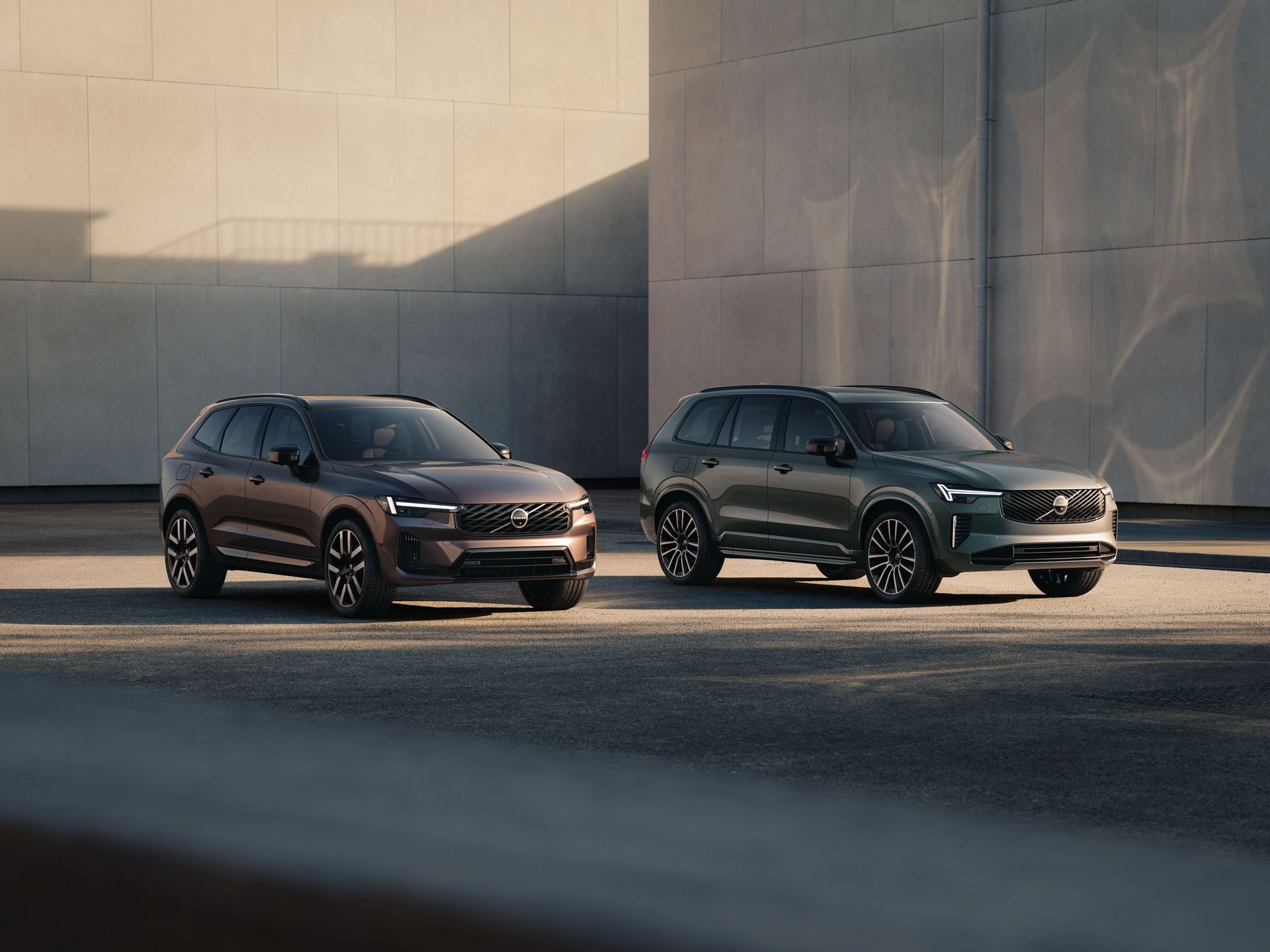 The_new_Volvo_XC60_and_the_Volvo_XC90_DuoAngle01_HERO
