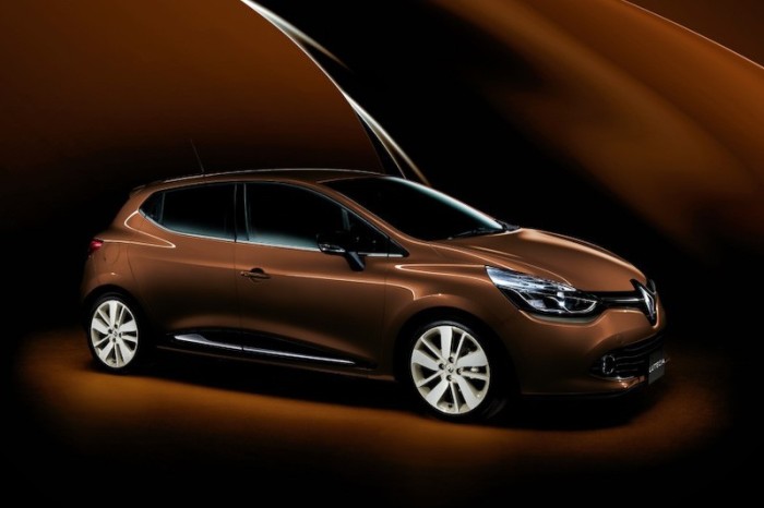 renault-launches-chocolate-themed-clio-model-in-japan-lutecia-ganache_1